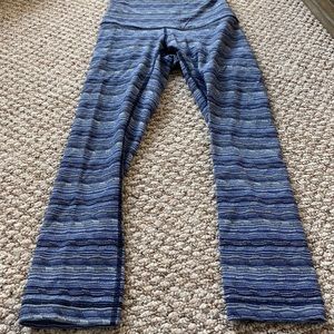 Blue patterned lululemon leggings. Size 4